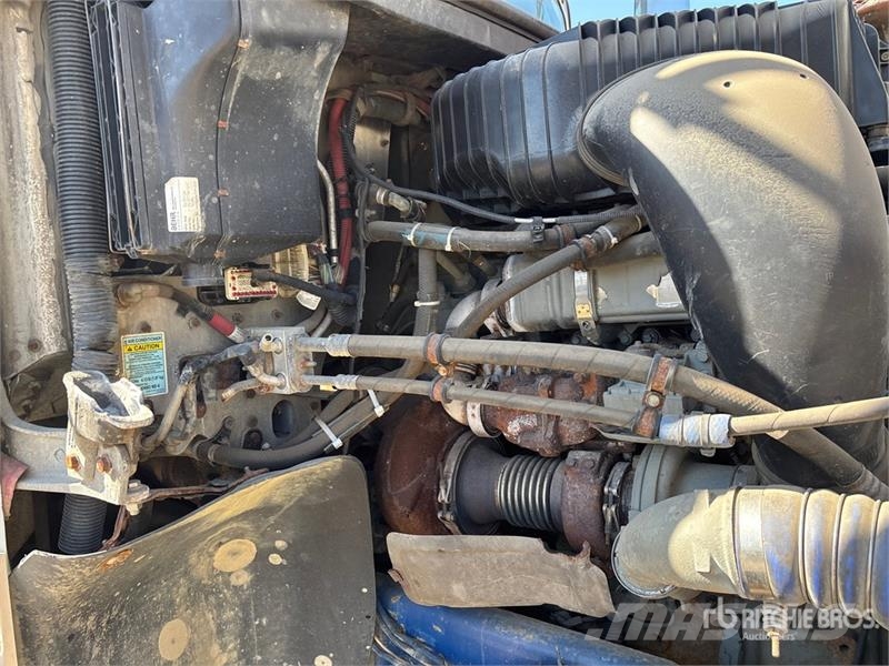 Freightliner Coronado 122 6x4 T/A Sleeper Truck Tractor Çekiciler