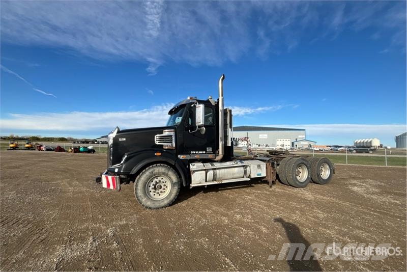Freightliner Coronado SD 6x4 Heavy Haul T/A Day Cab Truck Tract Trekkers