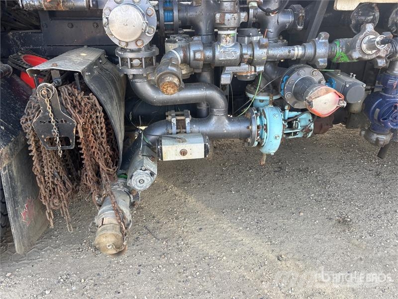 Freightliner Coronado 122 8x6 Sleeper Pressure Truck Ostali kamioni