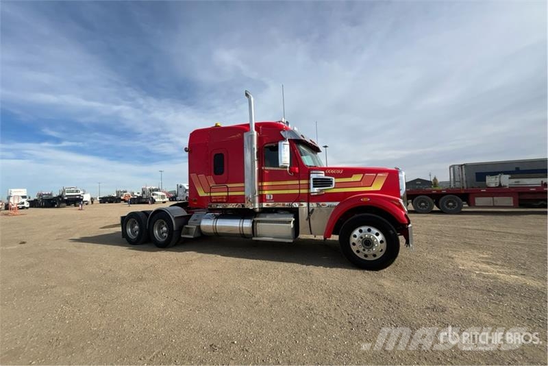 Freightliner Coronado 132 Nyergesvontatók