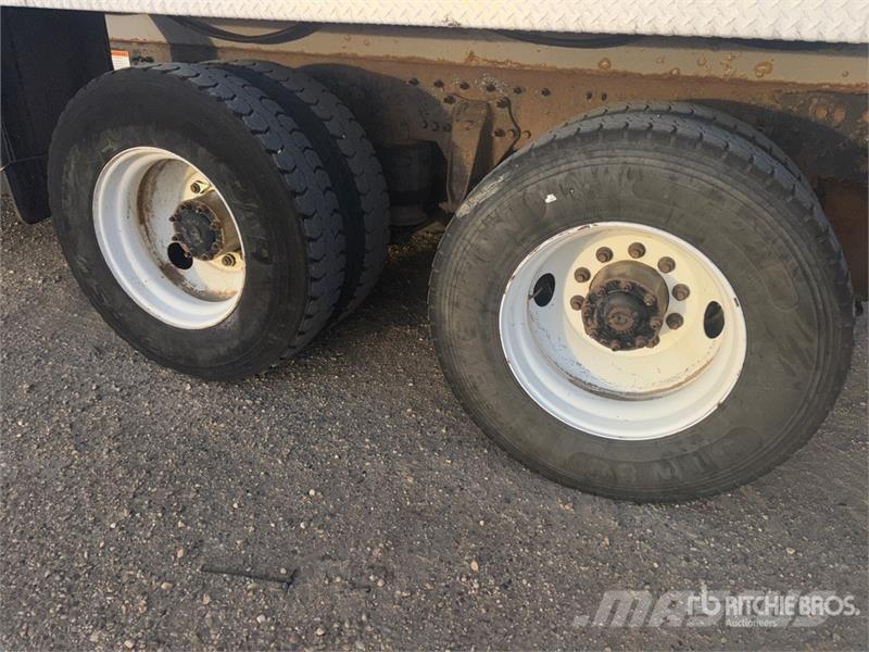 Freightliner Coronado 122 6x4 T/A Dump Truck Kipper