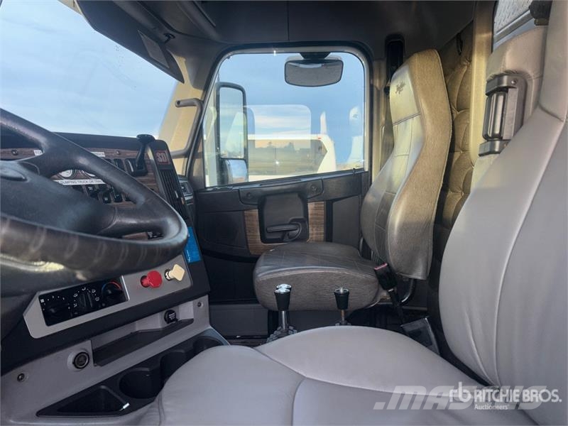 Freightliner Coronado 122 6x4 T/A Dump Truck Kipper