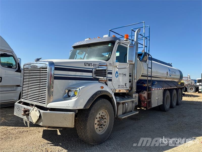 Freightliner Coronado 122 8x6 Water Truck (Inoperable) Autocisterne