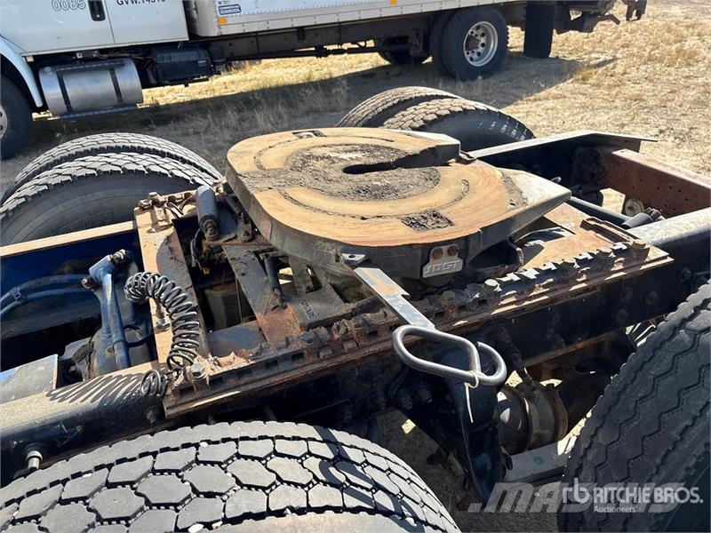 Freightliner Coronado 122 6x4 T/A Sleeper Truck Tractor Çekiciler