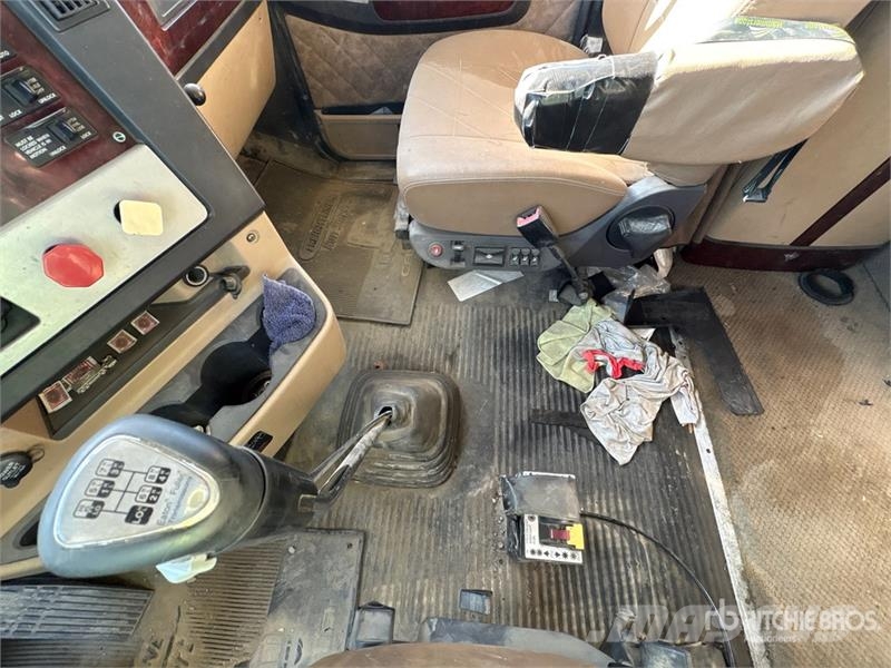 Freightliner Coronado 6x4 T/A Sleeper Truck Tractor Truck Tractor Units