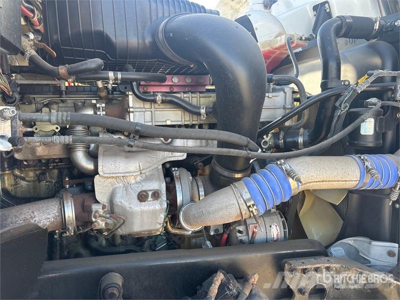 Freightliner Coronado 122 6x4 Lube Truck Tankwagen