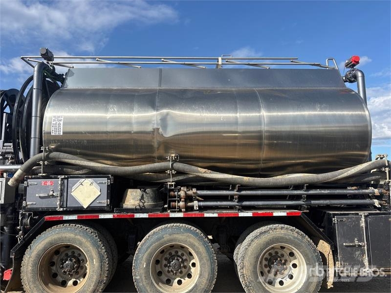 Freightliner Coronado 122 8x6 Sleeper Pressure Truck Ostali kamioni