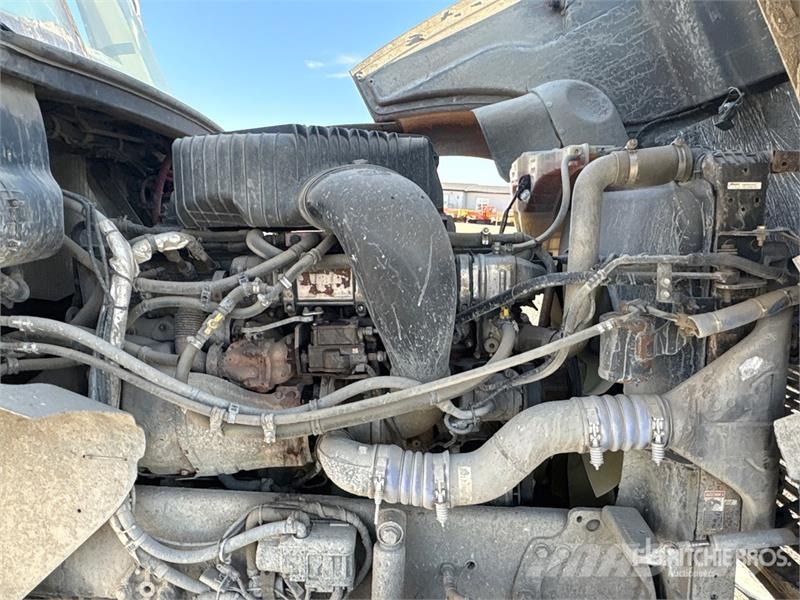 Freightliner Coronado 6x4 T/A Sleeper Truck Tractor Truck Tractor Units