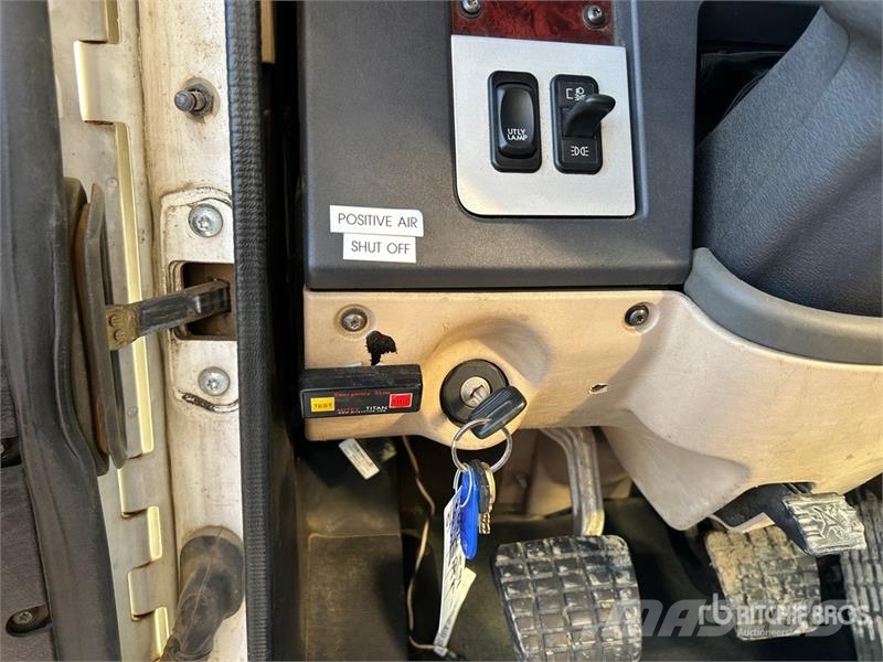 Freightliner Coronado 122 8x6 Sleeper Pressure Truck Ostali kamioni