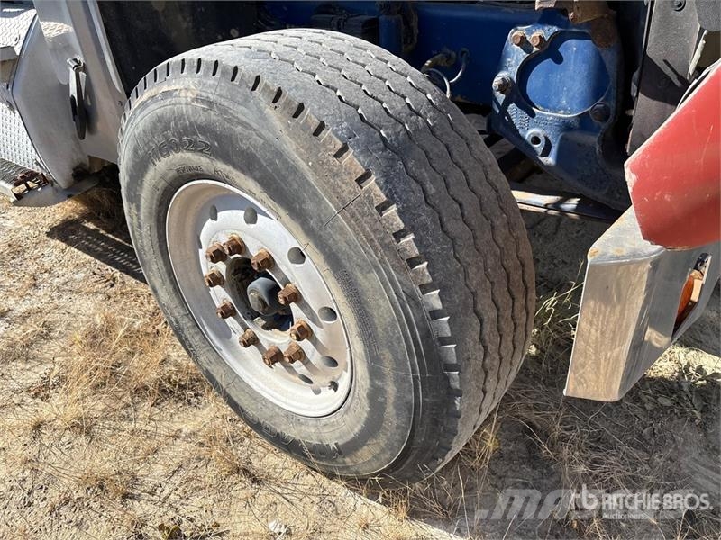 Freightliner Coronado 122 6x4 T/A Sleeper Truck Tractor Çekiciler
