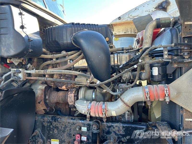 Freightliner Coronado 6x4 T/A Sleeper Truck Tractor Sadulveokid