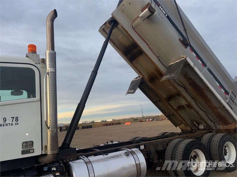 Freightliner Coronado 122 6x4 T/A Dump Truck Kipper
