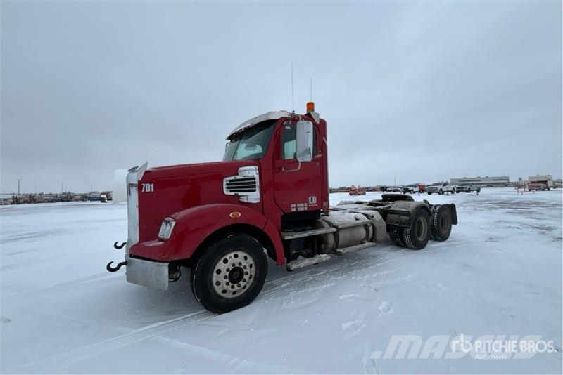 Freightliner Coronado 122 Trekkers