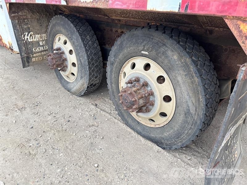 Freightliner Coronado SD 6x4 Sleeper Tanker Truck (Inoperable) Tankwagen
