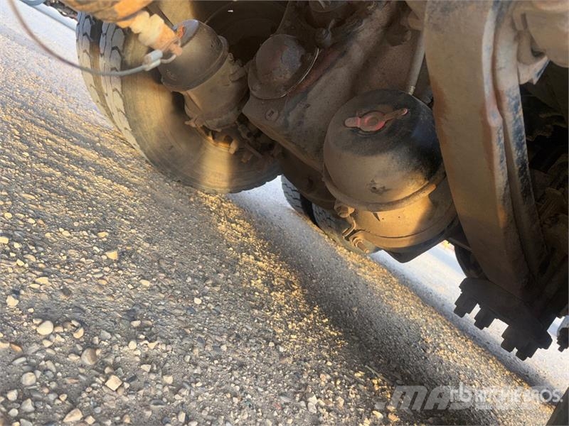 Freightliner Coronado 122 6x4 T/A Dump Truck Kipper