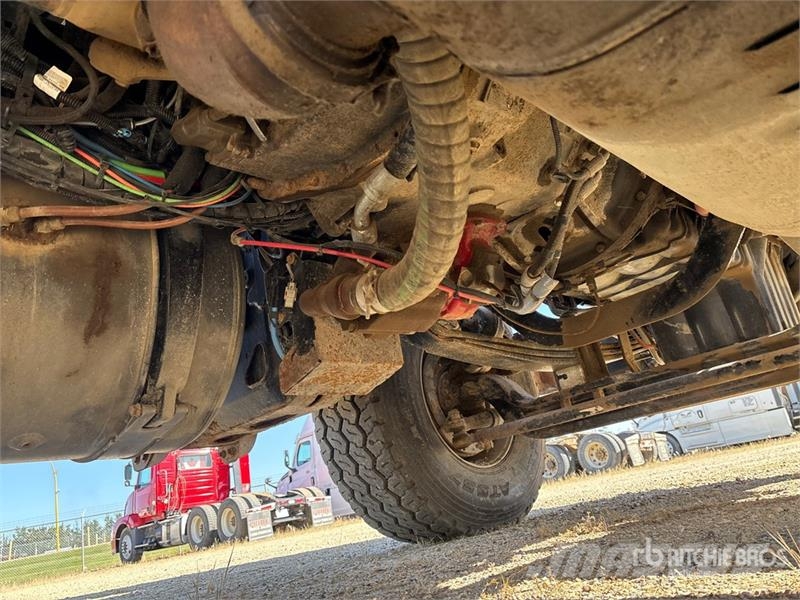 Freightliner Coronado 122 8x6 Water Truck (Inoperable) Autocisterne