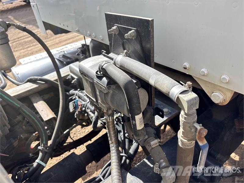 Freightliner F2 on Freightliner M2 6x4 Vacuum Excavator Truck Paine-/imuautot