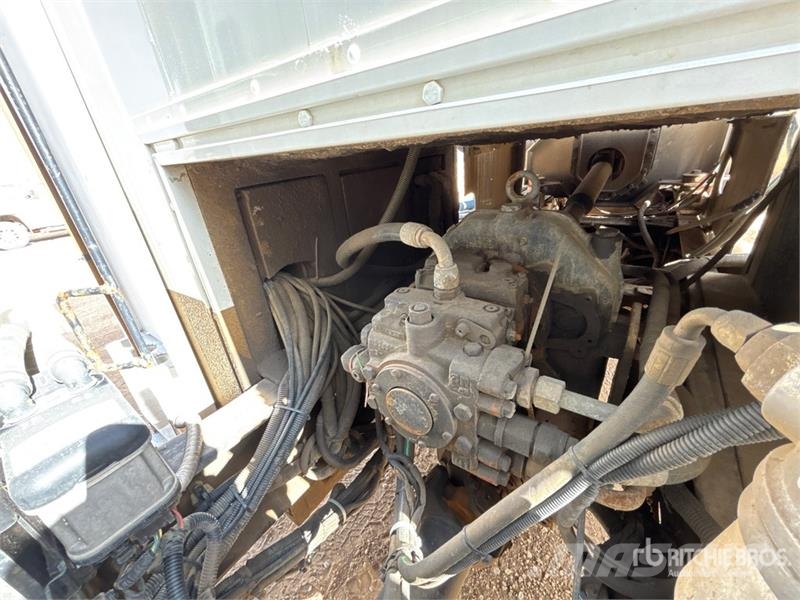 Freightliner F2 on Freightliner M2 6x4 Vacuum Excavator Truck Paine-/imuautot