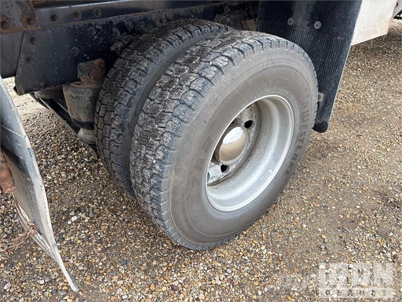 Freightliner Fassi F110B.0.24 8366 lb Knuckle Boom on Freightl Kamioni sa kranom