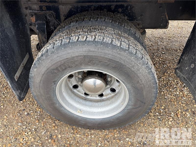 Freightliner Fassi F110B.0.24 8366 lb Knuckle Boom on Freightl Kamioni sa kranom