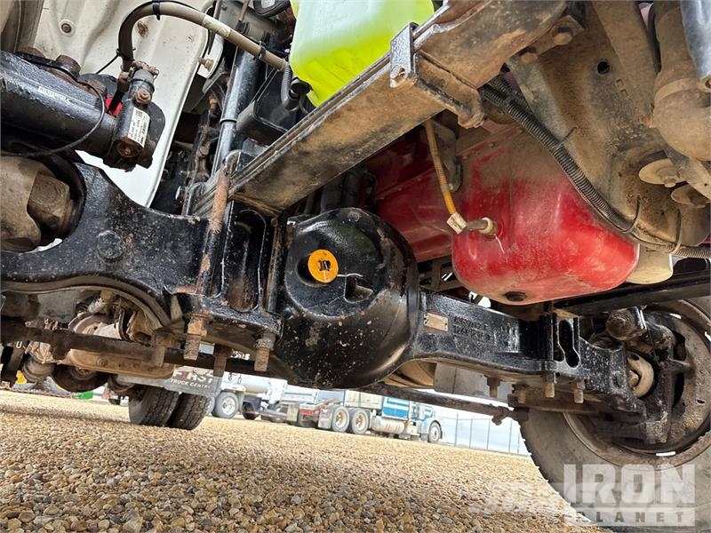 Freightliner Fassi F110B.0.24 8366 lb Knuckle Boom on Freightl Kamioni sa kranom