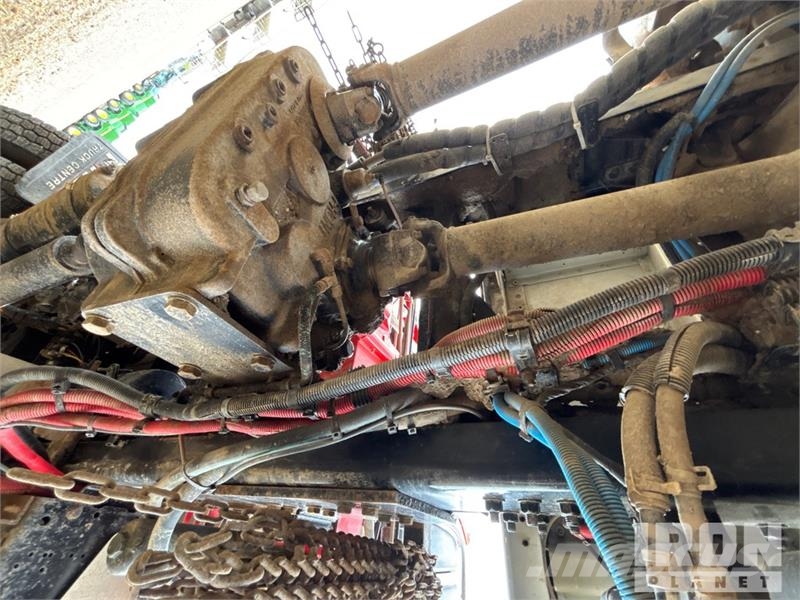 Freightliner Fassi F110B.0.24 8366 lb Knuckle Boom on Freightl Kamioni sa kranom