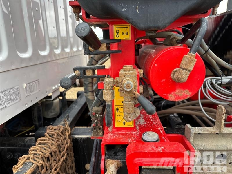 Freightliner Fassi F110B.0.24 8366 lb Knuckle Boom on Freightl Kamioni sa kranom