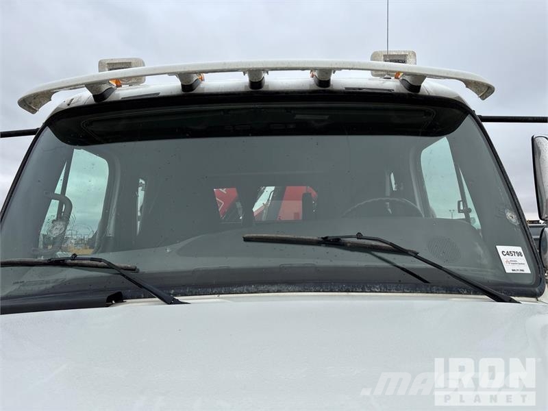 Freightliner Fassi F110B.0.24 8366 lb Knuckle Boom on Freightl Kamioni sa kranom