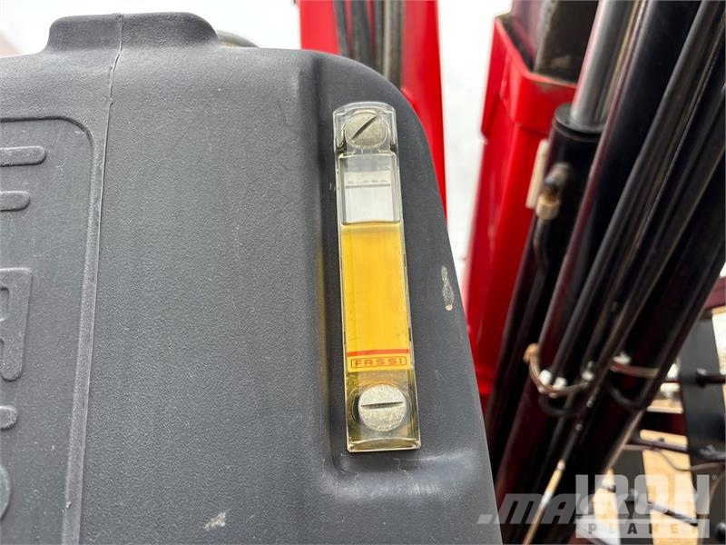 Freightliner Fassi F110B.0.24 8366 lb Knuckle Boom on Freightl Kamioni sa kranom