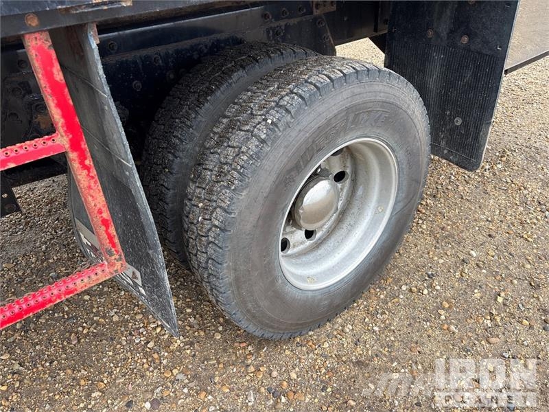 Freightliner Fassi F110B.0.24 8366 lb Knuckle Boom on Freightl Kamioni sa kranom