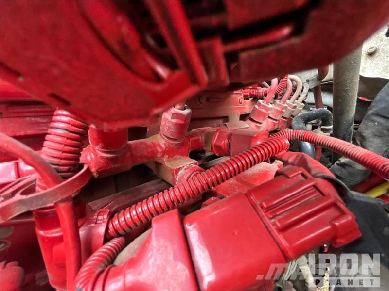 Freightliner Fassi F110B.0.24 8366 lb Knuckle Boom on Freightl Kamioni sa kranom