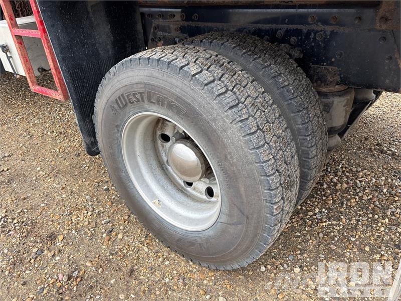 Freightliner Fassi F110B.0.24 8366 lb Knuckle Boom on Freightl Kamioni sa kranom