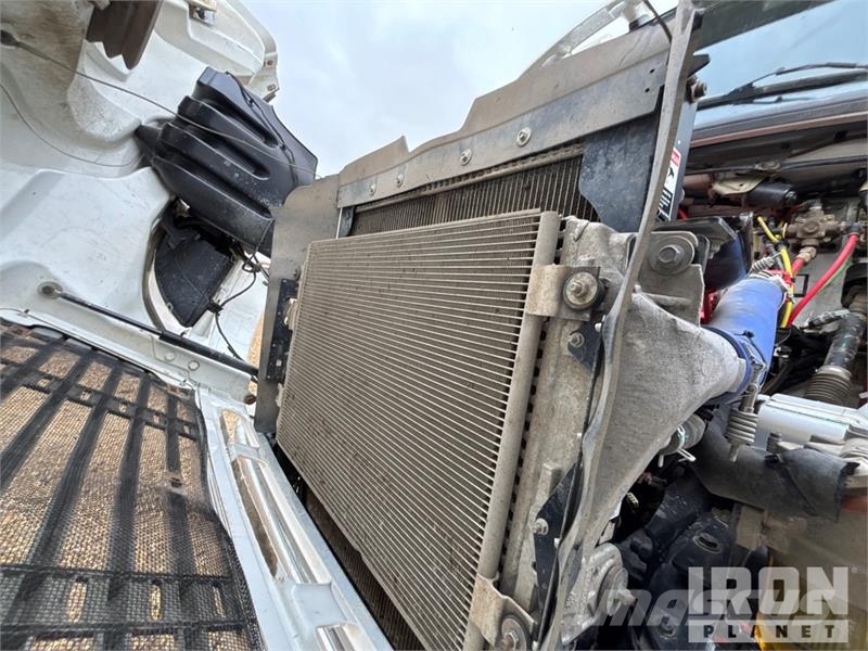 Freightliner Fassi F110B.0.24 8366 lb Knuckle Boom on Freightl Kamioni sa kranom