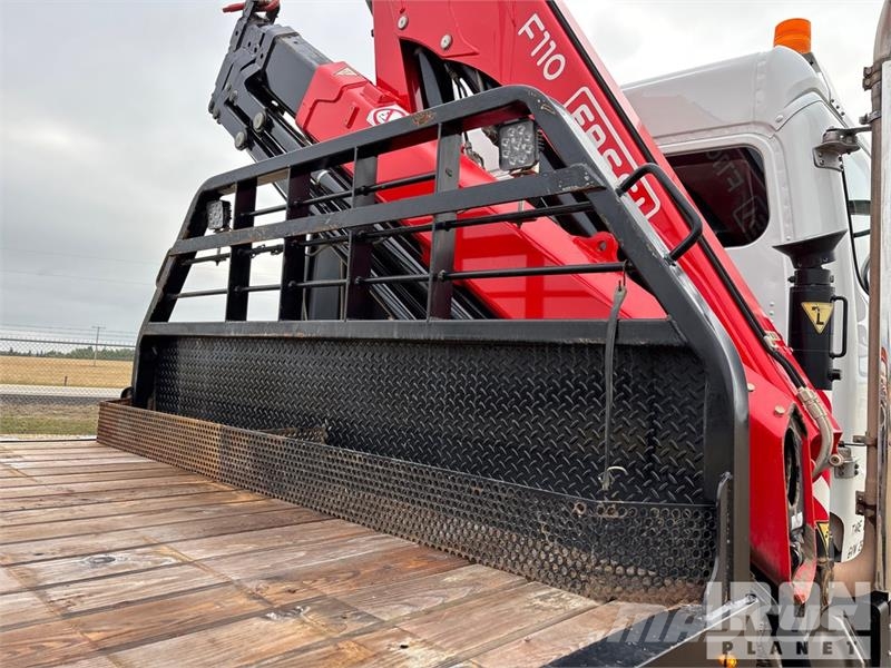 Freightliner Fassi F110B.0.24 8366 lb Knuckle Boom on Freightl Kamioni sa kranom