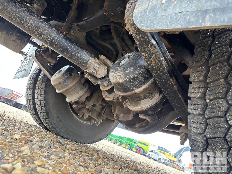 Freightliner Fassi F110B.0.24 8366 lb Knuckle Boom on Freightl Kamioni sa kranom