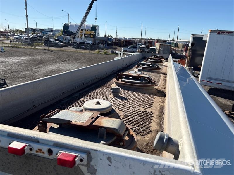 Freightliner FL 106 16800 L 6x4 Fuel Truck Tankbiler