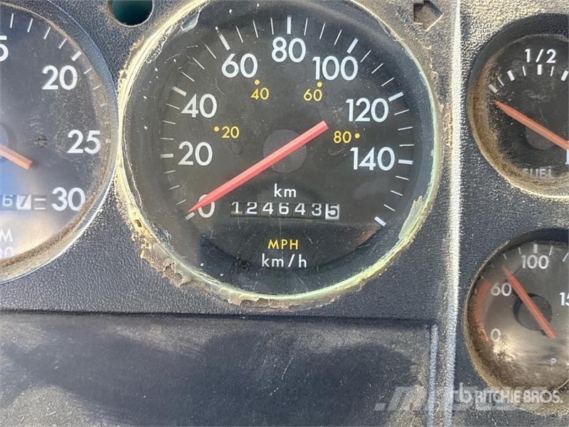 Freightliner FL 106 16800 L 6x4 Fuel Truck Tankbiler