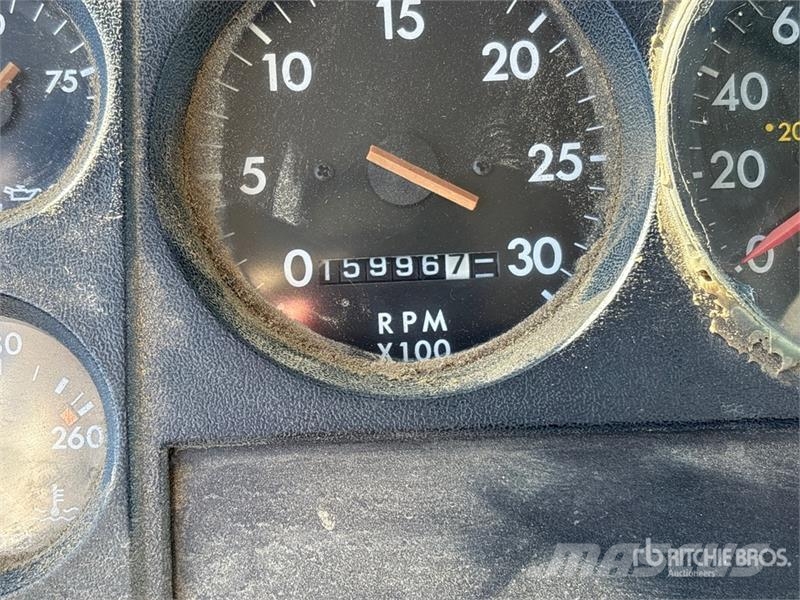 Freightliner FL 106 16800 L 6x4 Fuel Truck Tankbiler