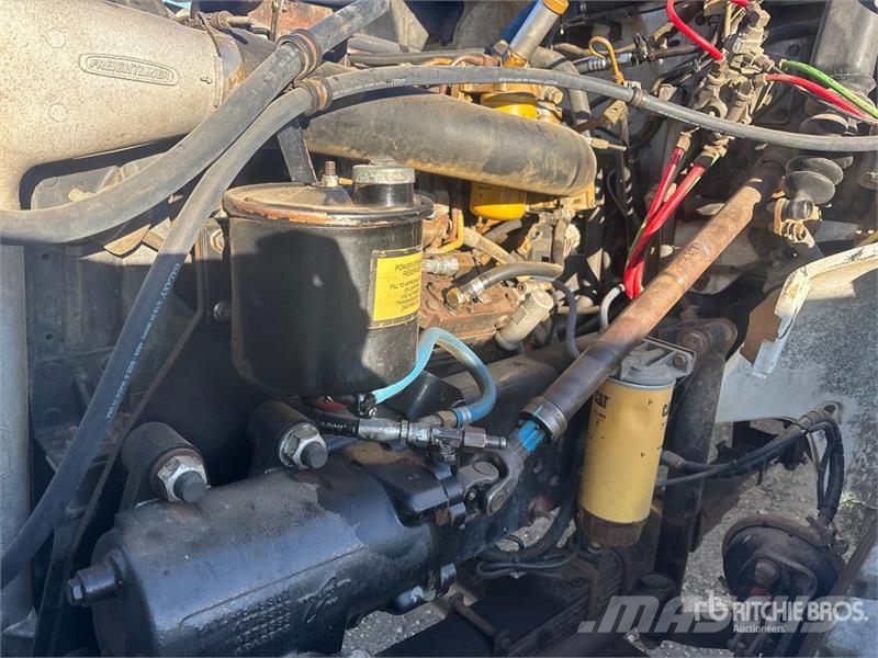 Freightliner FL 80 Tankbiler