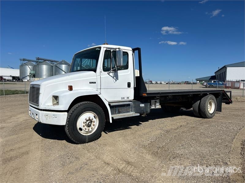 Freightliner FL70 4x2 Flatbed Truck Tovornjaki s kesonom/platojem
