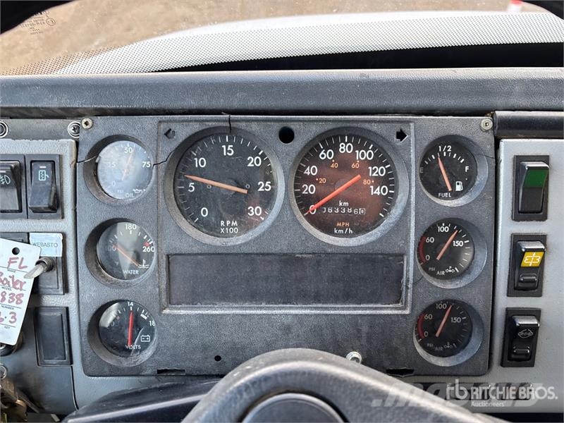 Freightliner FL80 6x4 Boiler Truck Ostali kamioni