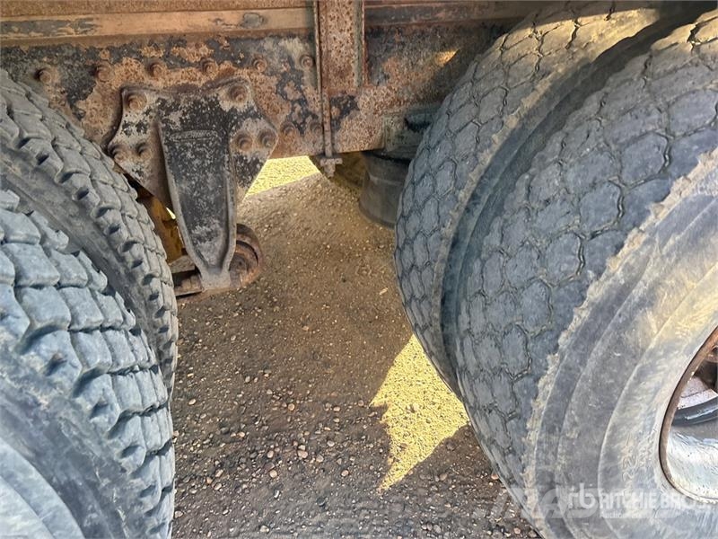 Freightliner FL80 6x4 Van Truck Sunkvežimiai su dengtu kėbulu