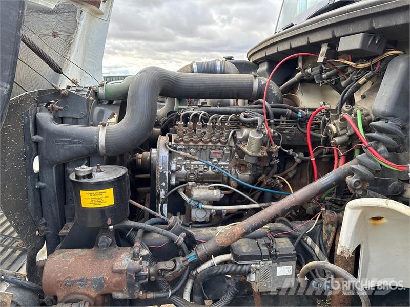 Freightliner FL80 6x4 Boiler Truck Ostali kamioni