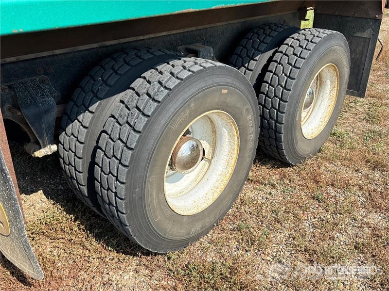 Freightliner FL80 6x4 Grain Truck 农用/粮食运输车