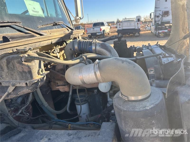 Freightliner FL80 6x4 Van Truck Sunkvežimiai su dengtu kėbulu