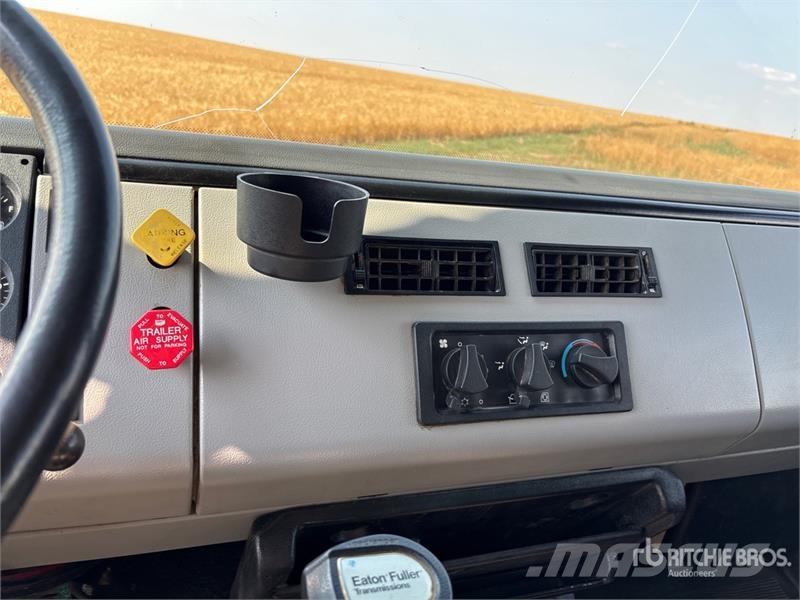 Freightliner FL80 6x4 Grain Truck 农用/粮食运输车