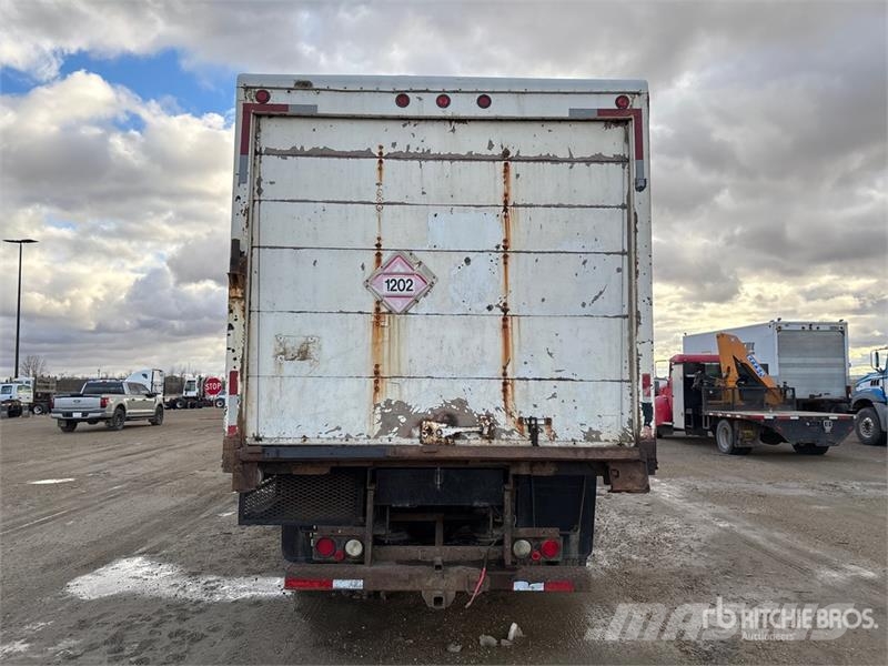 Freightliner FL80 6x4 Boiler Truck Ostali kamioni