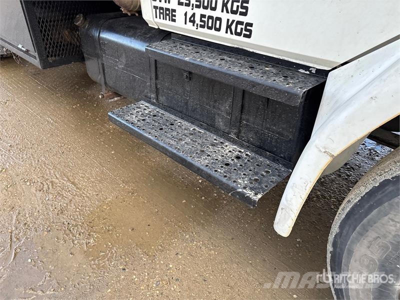 Freightliner FL80 6x4 Boiler Truck Ostali kamioni