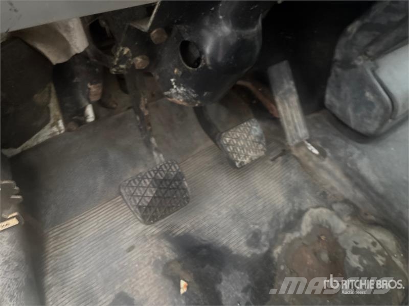 Freightliner FL80 6x4 Boiler Truck Ostali kamioni