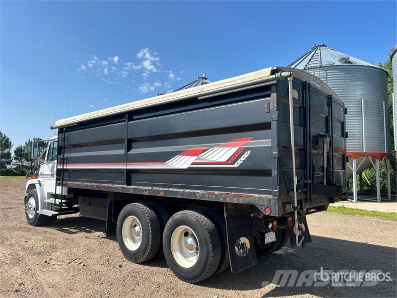 Freightliner FL80 6x4 Grain Truck Gabonaszállító teherautók